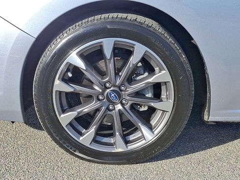 Used 2022 Subaru Impreza 2.0i Limited image 9