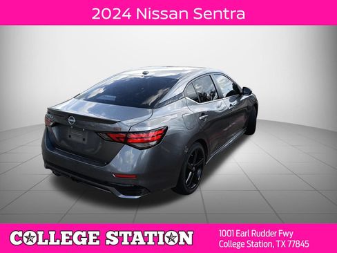 Used 2024 Nissan Sentra SR FWD image 2