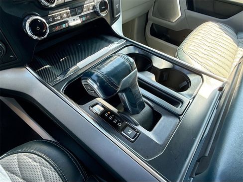 Used 2023 Ford F150 Limited image 18