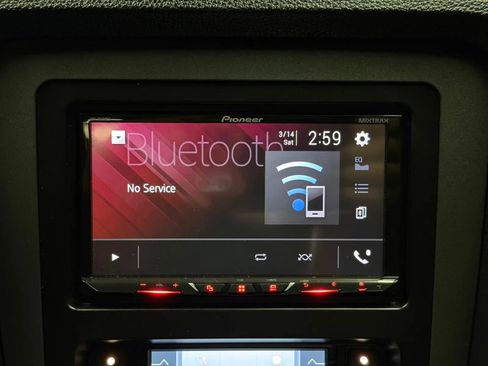 Used 2011 Ford Mustang GT RWD image 28