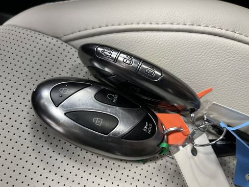 Used 2024 Hyundai Santa Fe Limited image 30