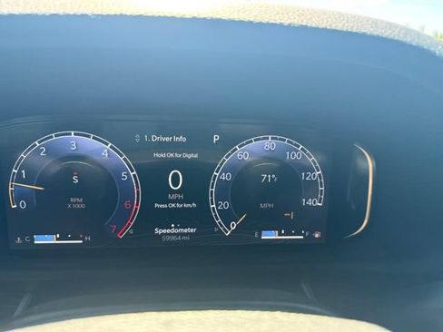 Used 2023 Jeep Wagoneer Series III w/ Premium Group I AWD/4WD image 8