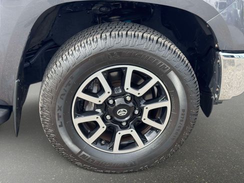 Certified 2020 Toyota Tundra 1794 Edition w/ TRD Off-Road Package AWD/4WD image 9