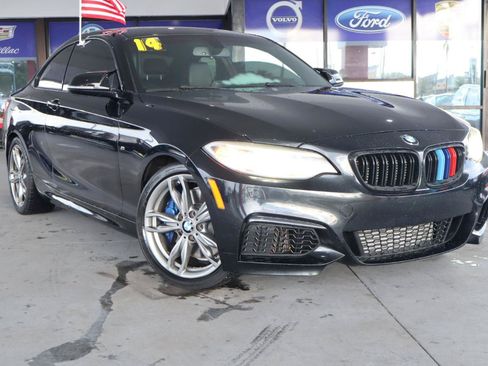 Used 2014 BMW M235i Coupe RWD image 2