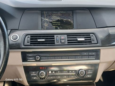 Used 2011 BMW 535i xDrive Sedan image 25