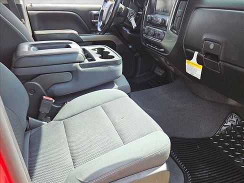 Used 2018 Chevrolet Silverado 1500 LT w/ Texas Edition RWD image 19