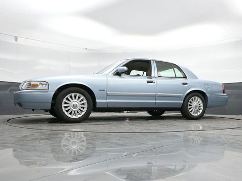 Used 2009 Mercury Grand Marquis LS RWD image 41