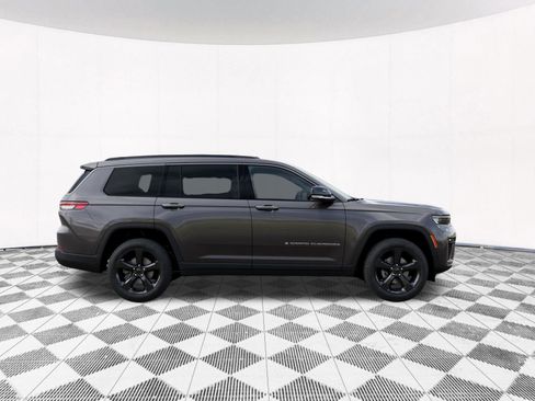 New 2026 Jeep Grand Cherokee L Limited AWD/4WD image 29