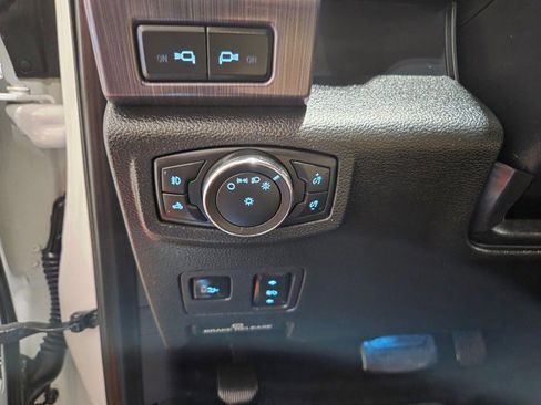 Used 2020 Ford F250 Limited w/ FX4 Off-Road Package image 41