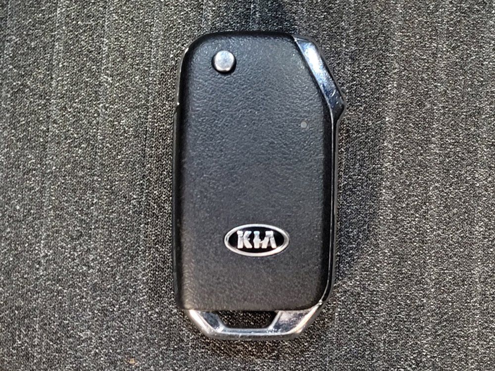 Used 2021 Kia Soul GT-Line FWD image 32