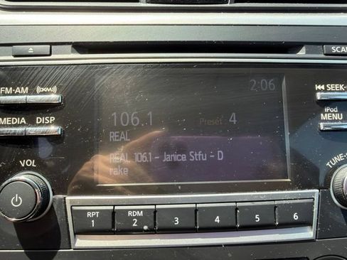Used 2017 Nissan Altima 2.5 SV FWD image 17
