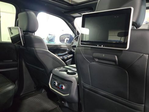 Used 2025 Ford Expedition Platinum w/ Stealth Performance Package image 16