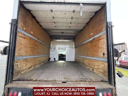 Used 2011 Ford E-350 and Econoline 350 Super Duty image 23