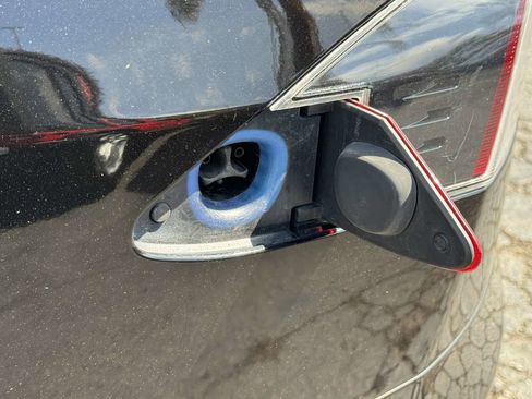Used 2020 Tesla Model S AWD image 9