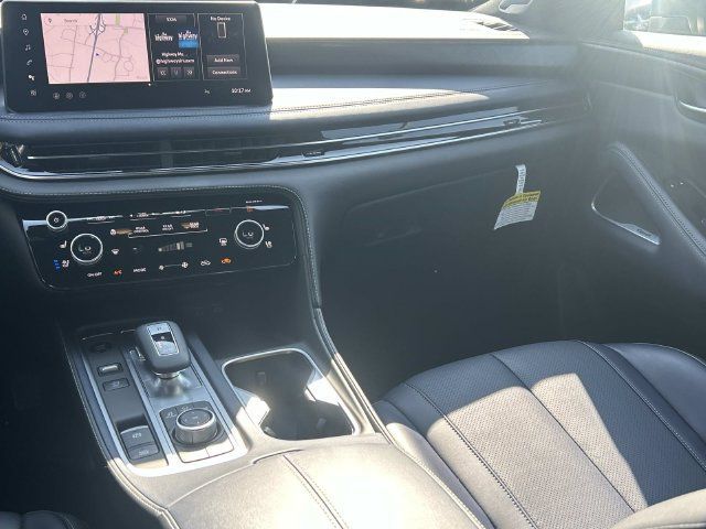 Certified 2026 INFINITI QX60 Sport w/ Dark Cargo Package AWD/4WD image 23