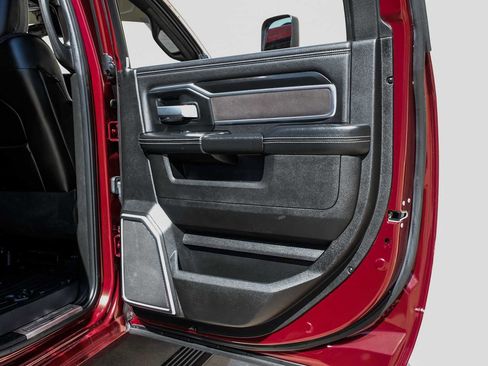 Used 2022 RAM 3500 Laramie AWD/4WD image 45