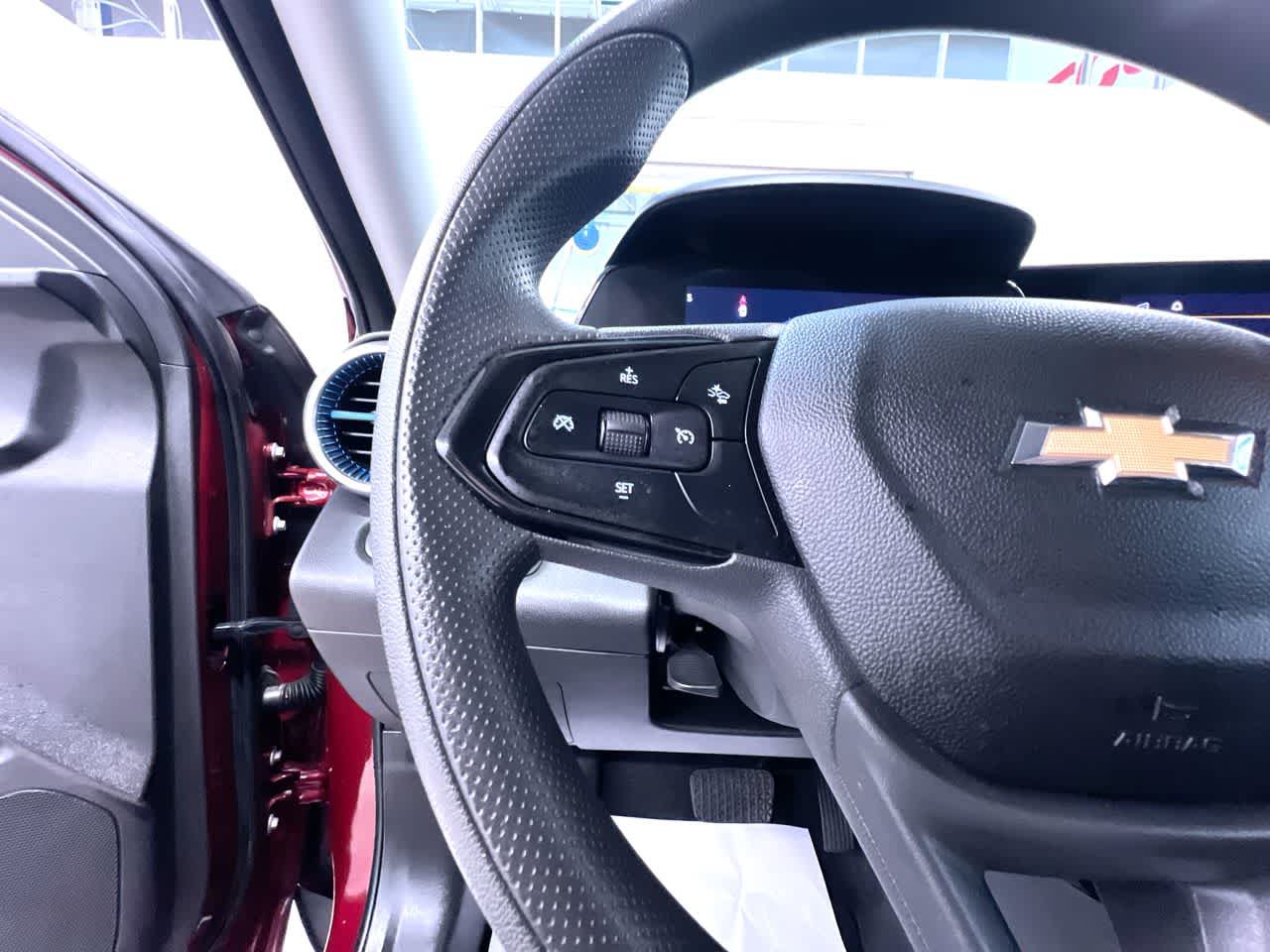 Used 2025 Chevrolet Trax LT FWD image 20