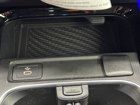 New 2025 Mercedes-Benz GLA 250 image 38