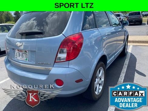 Used 2013 Chevrolet Captiva Sport LTZ FWD image 2