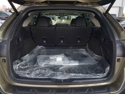 Used 2025 Subaru Outback Limited w/ Popular Package #2 image 11