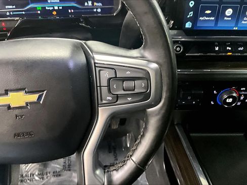 Used 2025 Chevrolet Silverado 2500 LT w/ Z71 Chrome Sport Edition AWD/4WD image 25