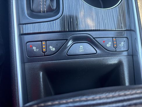 Used 2016 Chevrolet Impala LTZ image 31