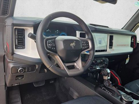 New 2026 Ford Bronco Heritage Edition AWD/4WD image 3