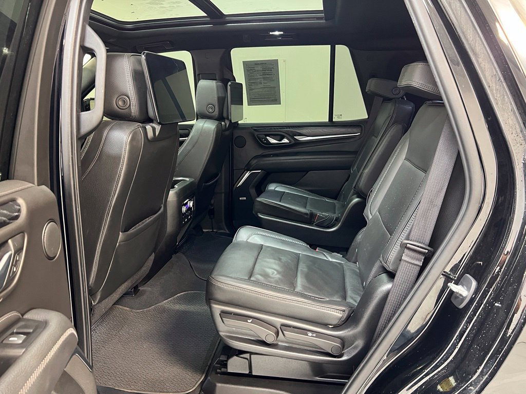 Used 2021 GMC Yukon Denali w/ Denali Premium Package AWD/4WD image 29