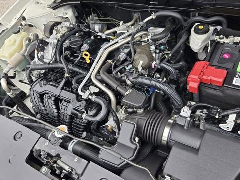 Used 2022 Nissan Altima 2.5 SR FWD image 16