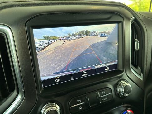 Used 2023 GMC Sierra 2500 AT4 image 25