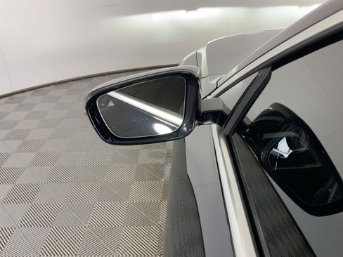 Certified 2025 BMW 430i w/ Premium Package image 18