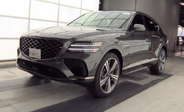Used 2025 Genesis GV80 3.5T e-SC AWD/4WD image 2