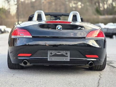 Used 2011 BMW Z4 sDrive35i image 9