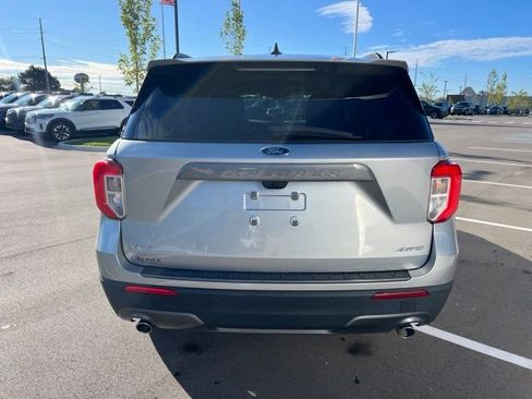 Used 2024 Ford Explorer XLT w/ Equipment Group 202A AWD/4WD image 7