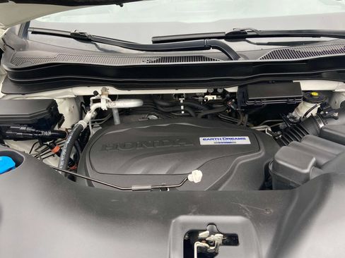 Used 2017 Honda Pilot Elite image 12