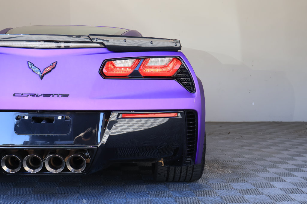 Used 2019 Chevrolet Corvette Grand Sport w/ Carbon Flash Badge Package RWD image 13
