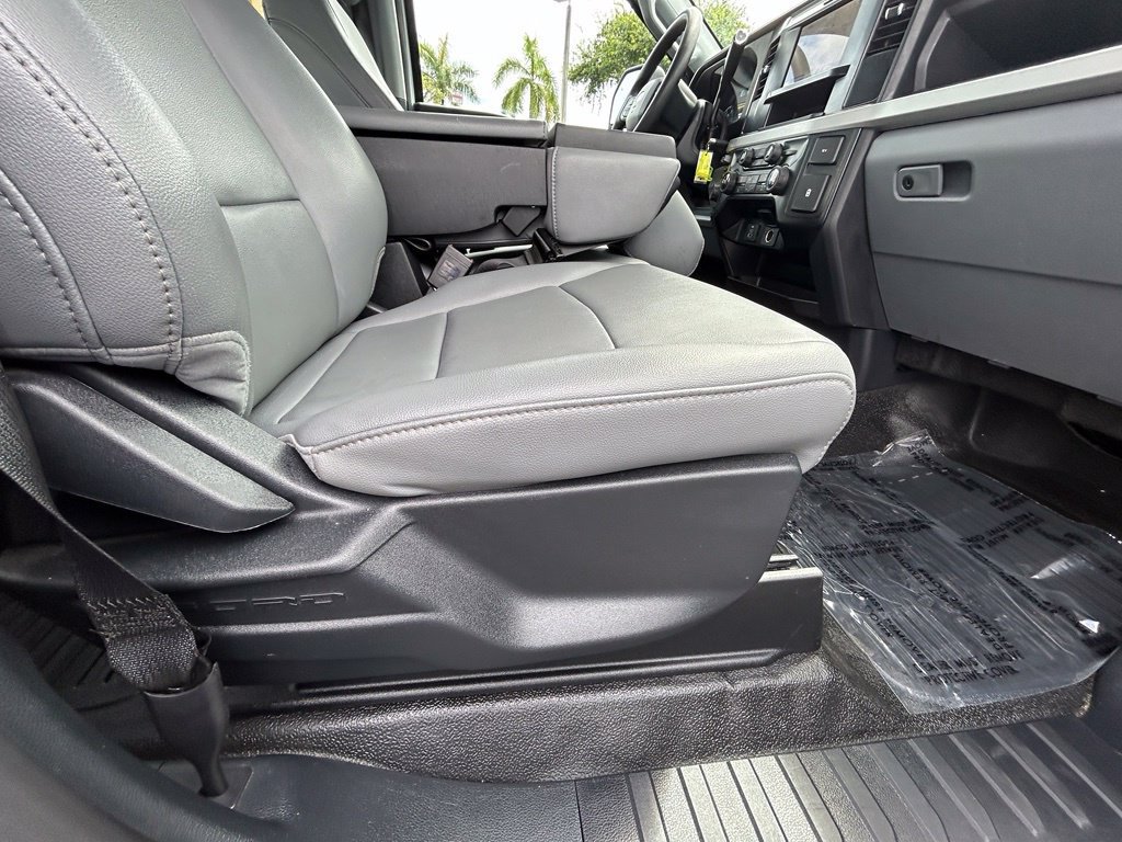 Certified 2026 Ford F250 XL AWD/4WD image 26