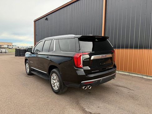 Used 2021 GMC Yukon Denali AWD/4WD image 5