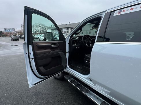 New 2026 GMC Sierra 2500 Denali w/ Technology Package AWD/4WD image 22