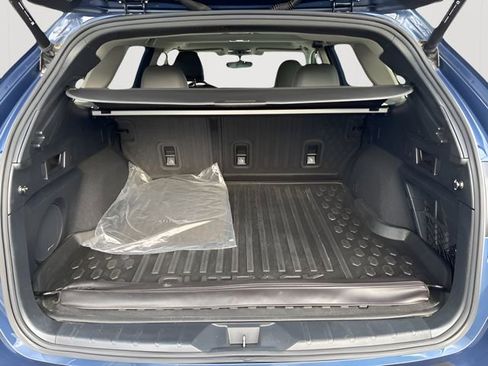 Used 2020 Subaru Outback Limited w/ Popular Package #2 image 11