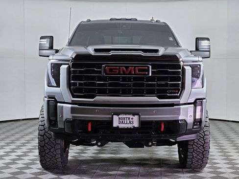 Used 2024 GMC Sierra 2500 AT4 w/ AT4 Premium Plus Package image 2