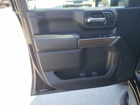 Used 2021 Chevrolet Silverado 3500 LT w/ Convenience Package image 10