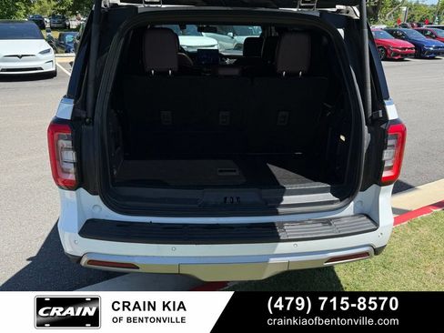 Used 2024 Ford Expedition Limited AWD/4WD image 27