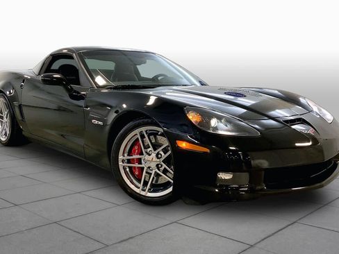 Used 2008 Chevrolet Corvette Z06 w/ Preferred Equipment Group RWD image 2