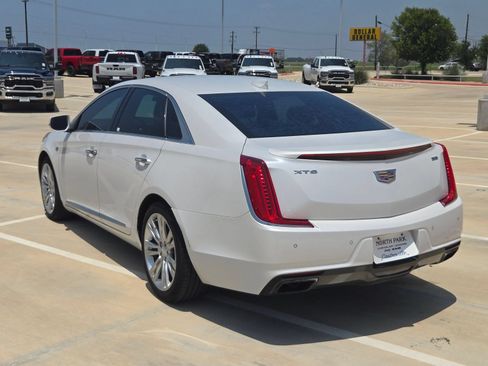 Used 2018 Cadillac XTS Luxury w/ Driver Awareness Package FWD image 5