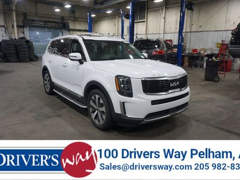 Used 2022 Kia Telluride EX w/ EX Premium Package FWD image 1