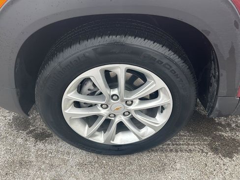 Used 2025 Chevrolet TrailBlazer LS w/ LS Convenience Package image 10