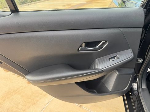 Used 2024 Nissan Sentra SV image 30