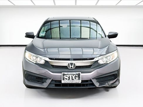 Used 2018 Honda Civic EX image 2