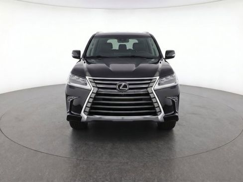 Used 2021 Lexus LX 570 4WD w/ Luxury Package image 5